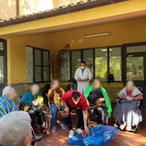 La Madonna Pellegrina di Porto visita gli anziani della RSA